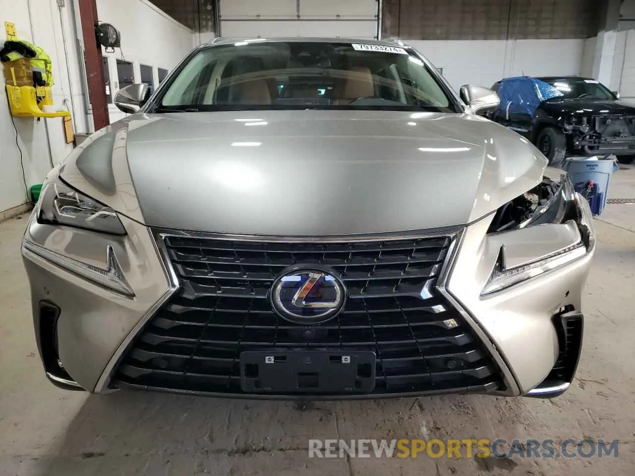 5 fotografías del automóvil dañado JTJGJRDZ2L2127220 LEXUS NX 2020