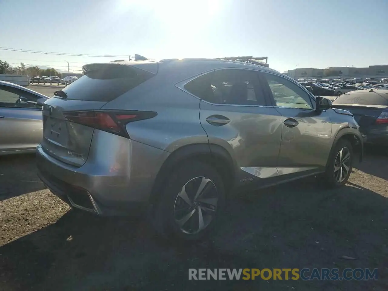 3 fotografías del automóvil dañado JTJGJRDZ2L2143384 LEXUS NX 2020