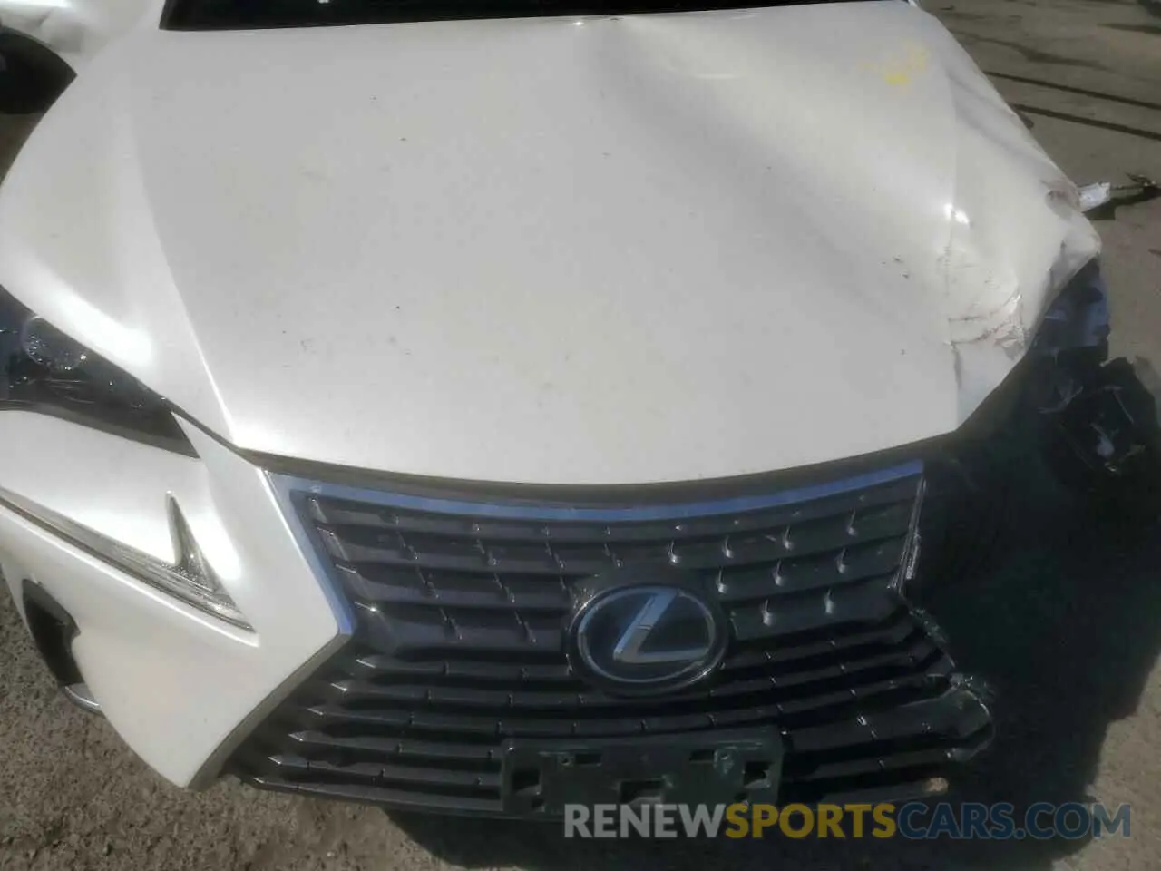 11 fotografías del automóvil dañado JTJGJRDZ3L2128067 LEXUS NX 2020
