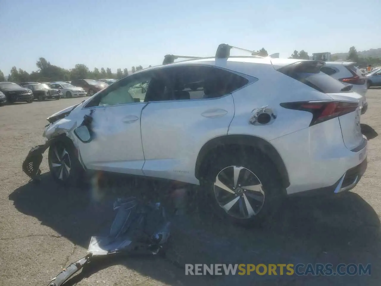 2 fotografías del automóvil dañado JTJGJRDZ3L2128067 LEXUS NX 2020