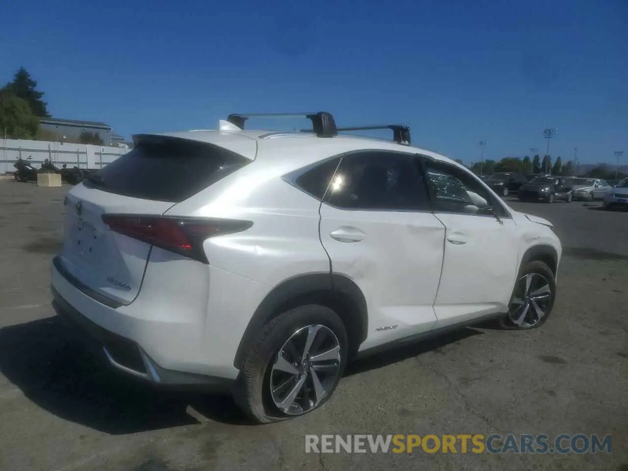 3 fotografías del automóvil dañado JTJGJRDZ3L2128067 LEXUS NX 2020