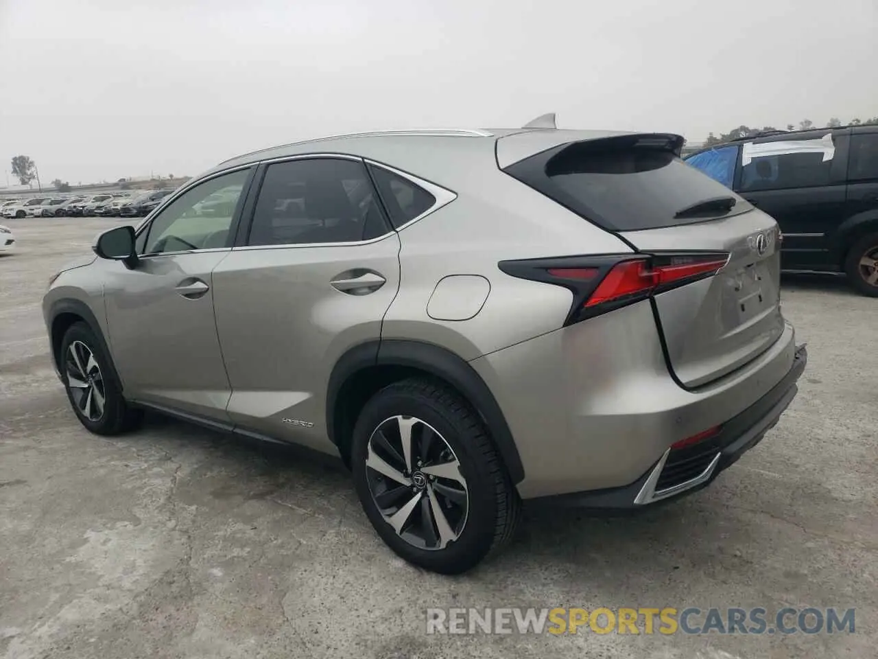 2 fotografías del automóvil dañado JTJGJRDZ4L2132967 LEXUS NX 2020