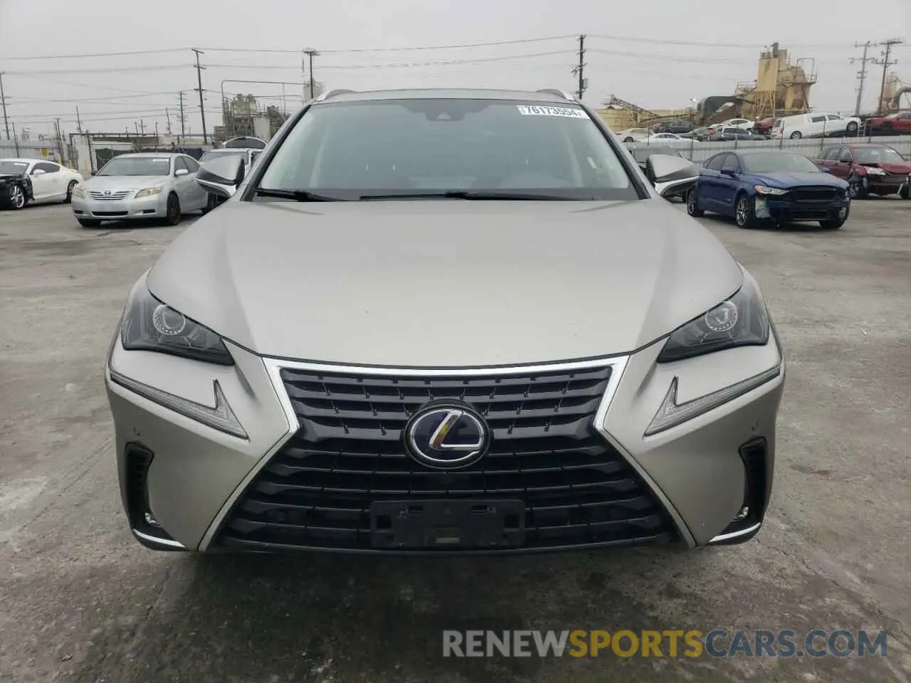 5 fotografías del automóvil dañado JTJGJRDZ4L2132967 LEXUS NX 2020
