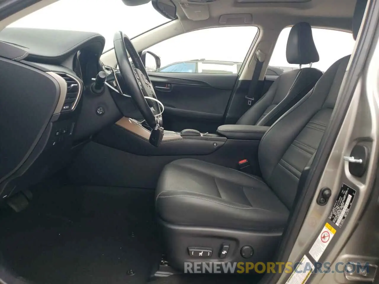 7 fotografías del automóvil dañado JTJGJRDZ4L2132967 LEXUS NX 2020