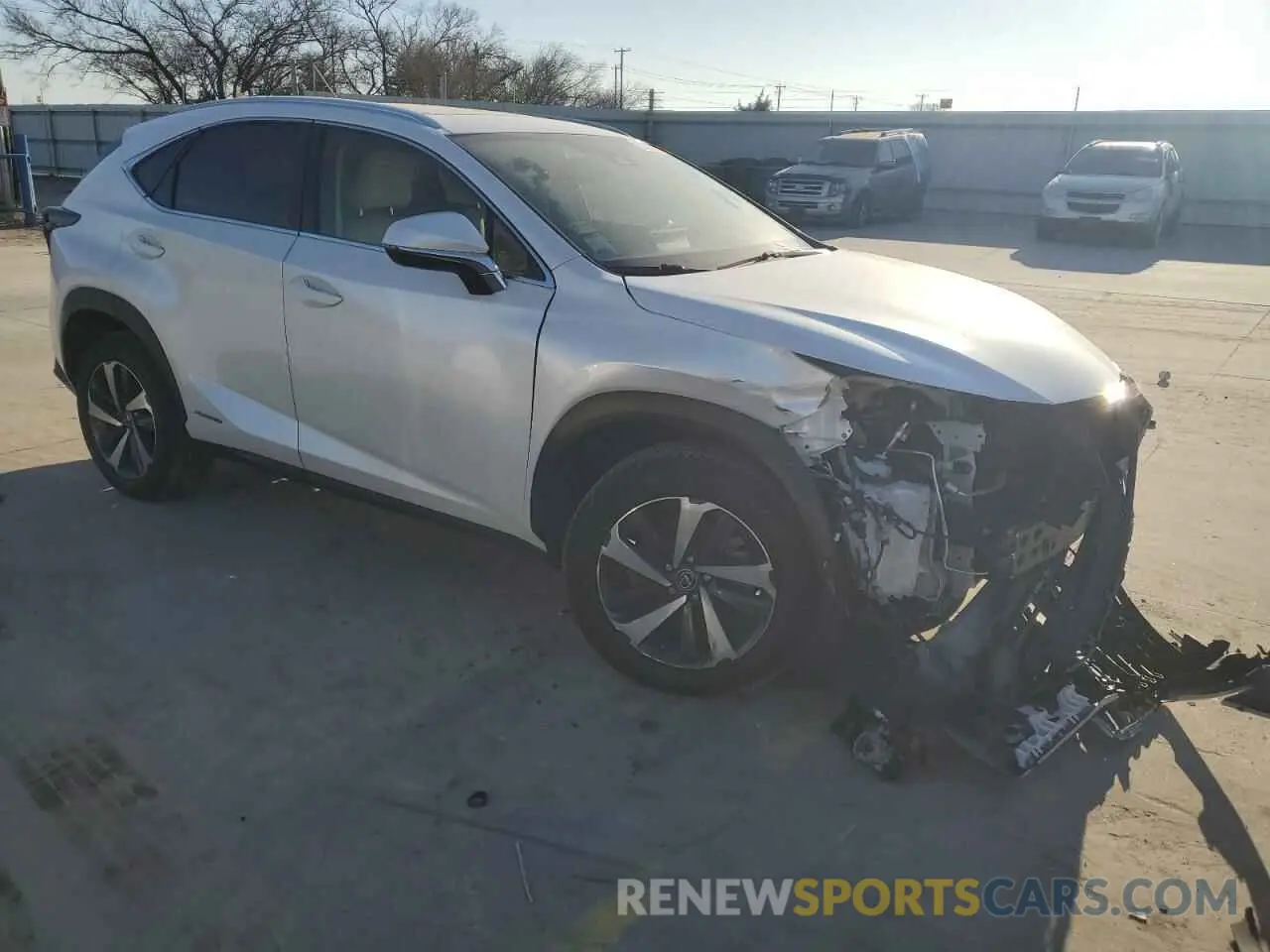 4 fotografías del automóvil dañado JTJGJRDZ4L5004436 LEXUS NX 2020