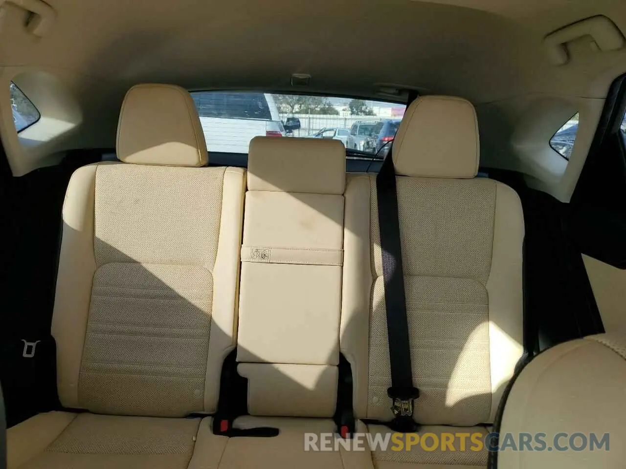 10 fotografías del automóvil dañado JTJGJRDZ5L5002341 LEXUS NX 2020