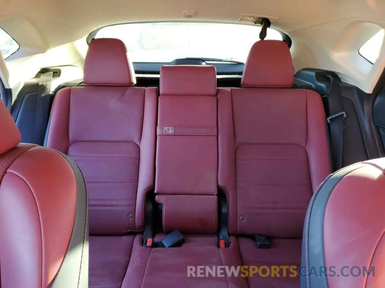 10 fotografías del automóvil dañado JTJGJRDZ7L5007007 LEXUS NX 2020