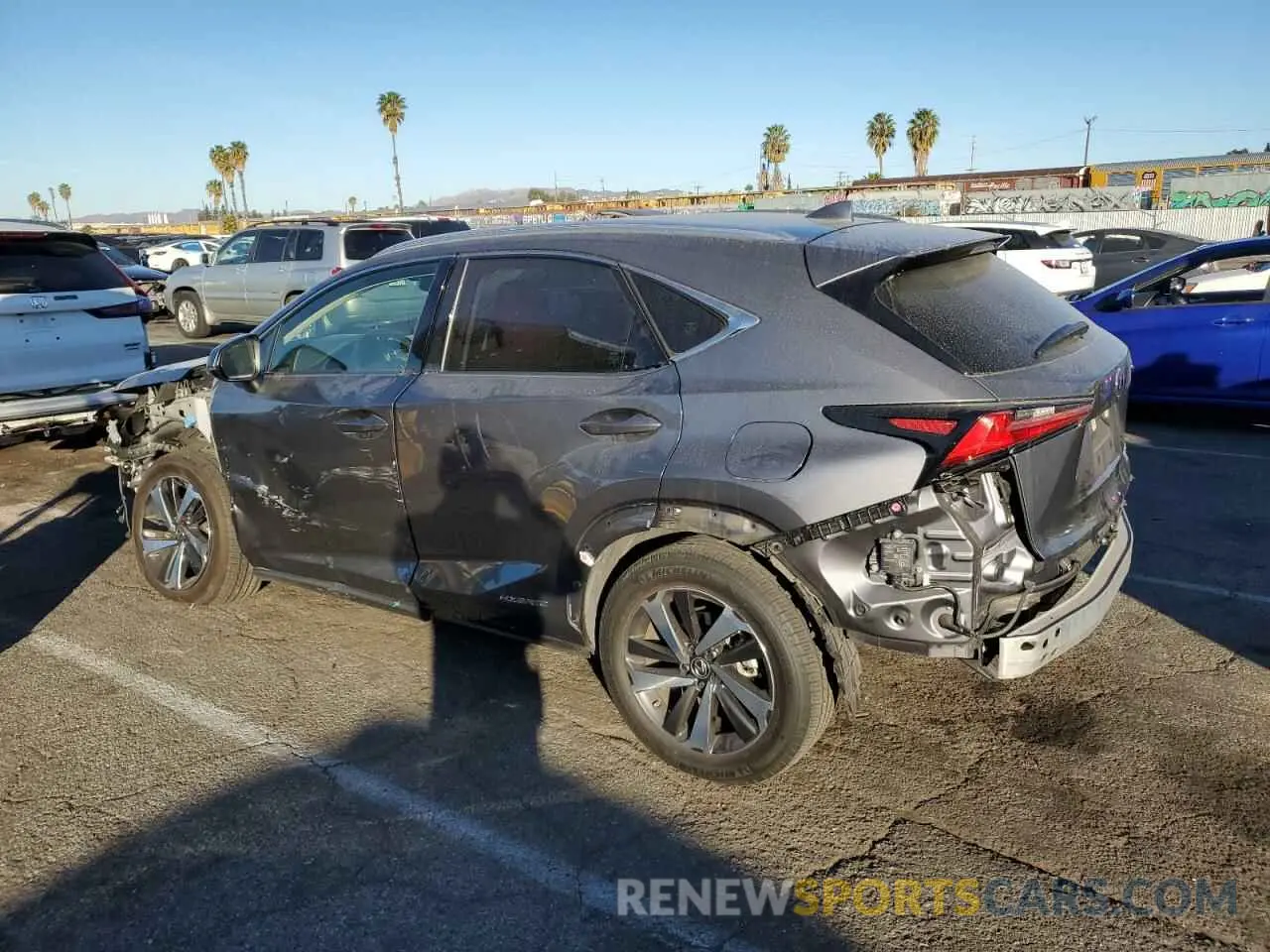 2 fotografías del automóvil dañado JTJGJRDZ7L5007007 LEXUS NX 2020