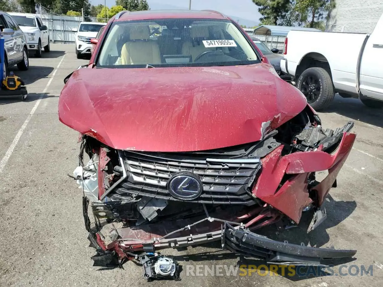 5 fotografías del automóvil dañado JTJGJRDZ7L5009324 LEXUS NX 2020