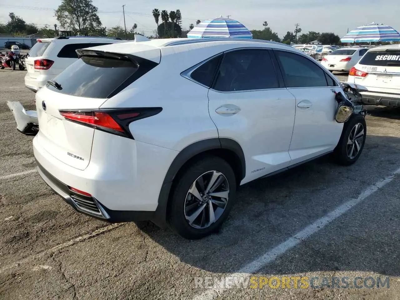 3 fotografías del automóvil dañado JTJGJRDZ9L5007266 LEXUS NX 2020