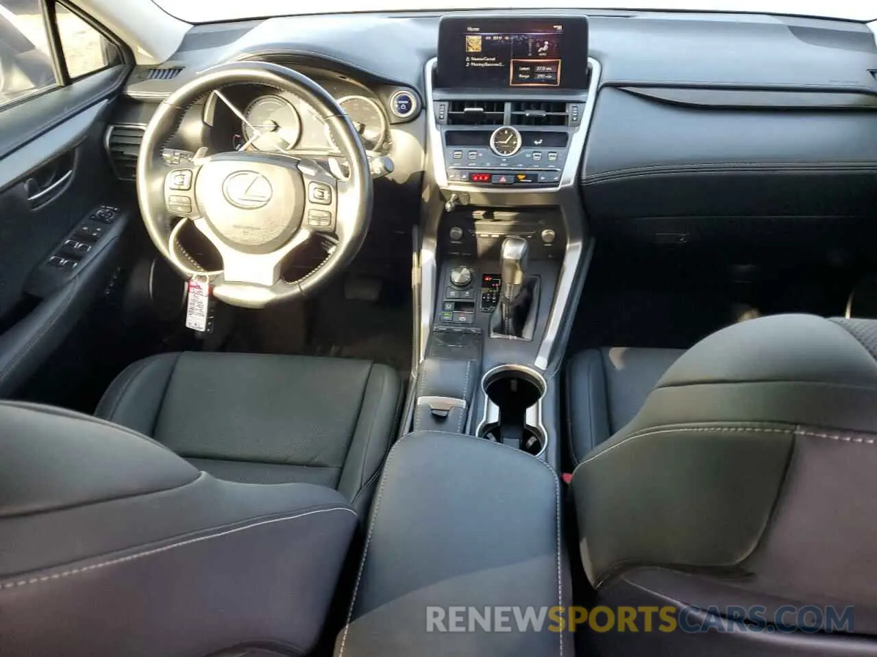 8 fotografías del automóvil dañado JTJGJRDZ9L5007266 LEXUS NX 2020