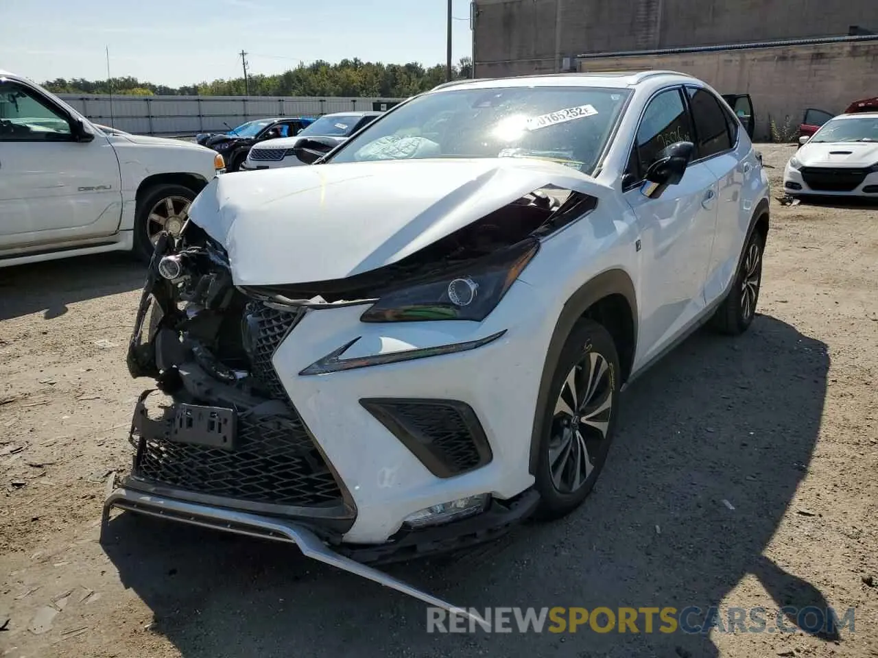 2 fotografías del automóvil dañado JTJSARDZ6L2234443 LEXUS NX 2020