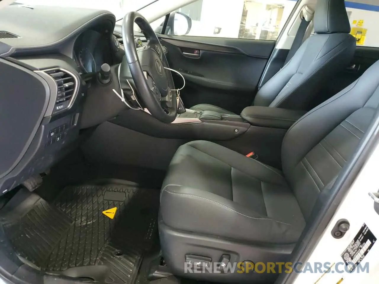 7 fotografías del automóvil dañado JTJAARDZ7M5032108 LEXUS NX 2021