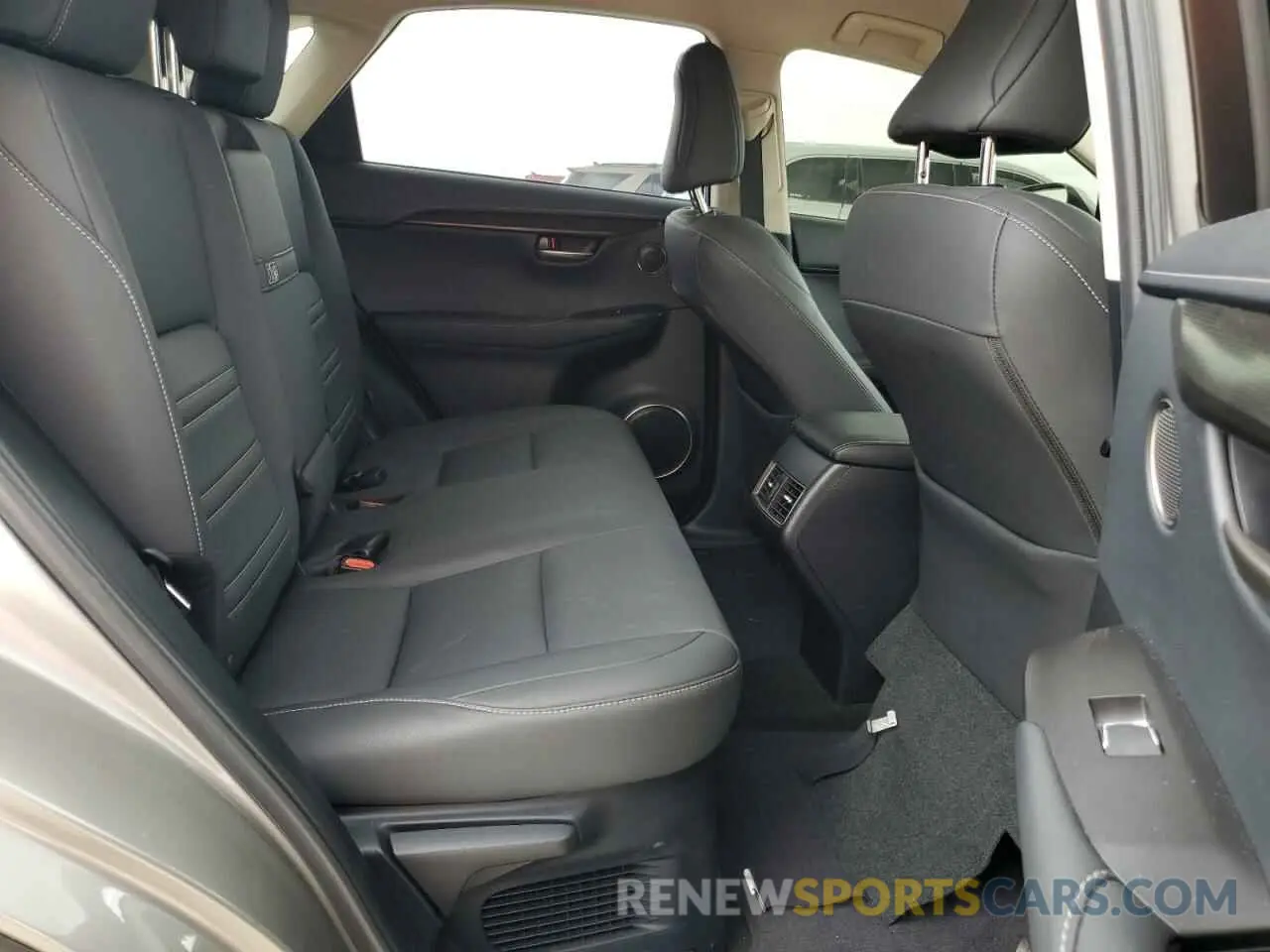 11 fotografías del automóvil dañado JTJDARBZ1M2196987 LEXUS NX 2021
