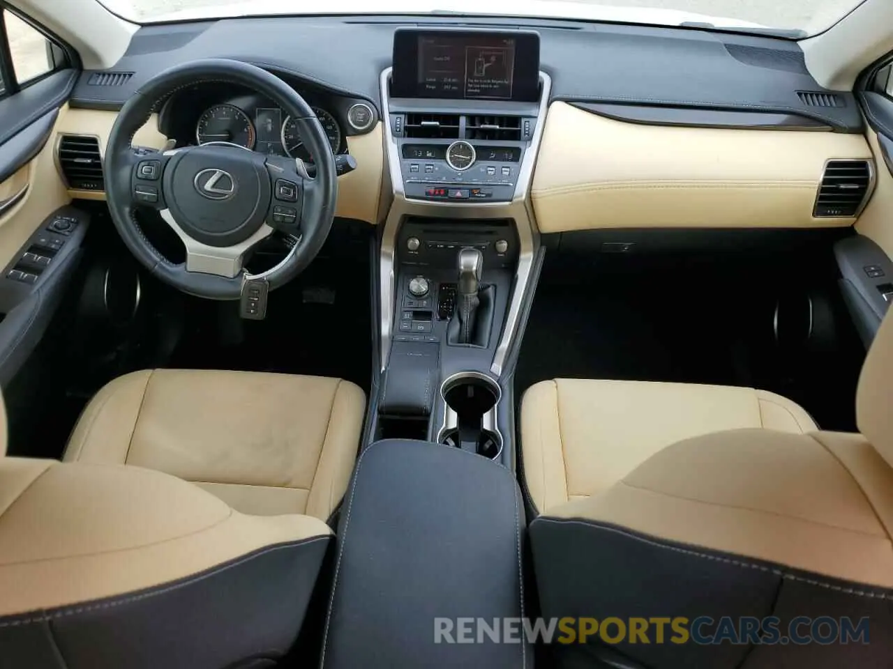 8 fotografías del automóvil dañado JTJDARBZ1M2201654 LEXUS NX 2021