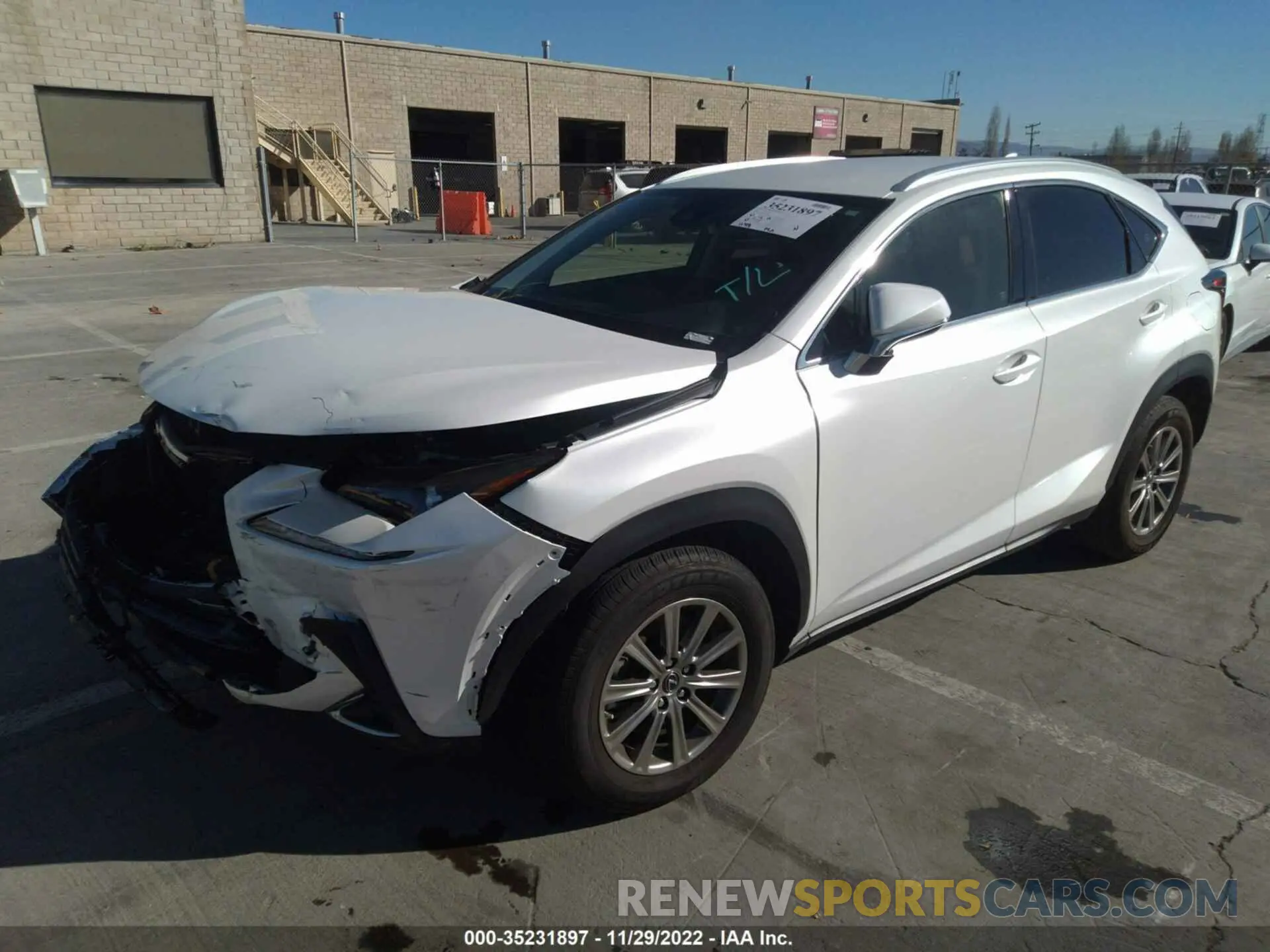 2 fotografías del automóvil dañado JTJDARBZ2M5028483 LEXUS NX 2021