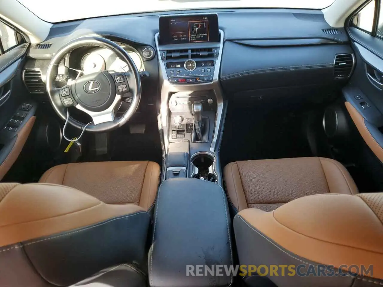 8 fotografías del automóvil dañado JTJDARBZ3M2190477 LEXUS NX 2021