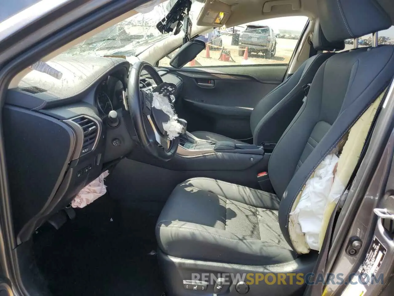 7 fotografías del automóvil dañado JTJDARBZ4M2192979 LEXUS NX 2021