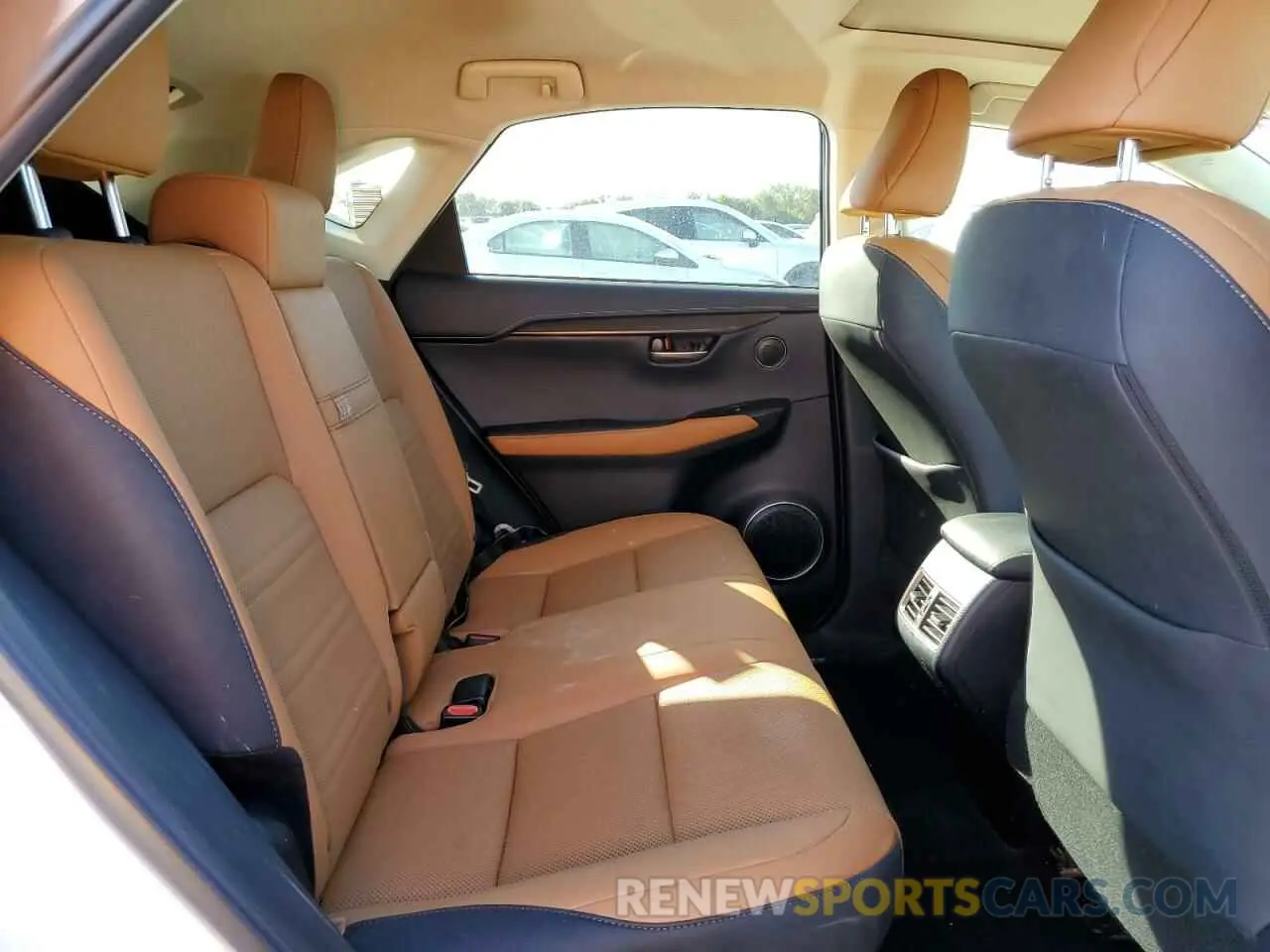6 fotografías del automóvil dañado JTJDARBZ4M5024452 LEXUS NX 2021