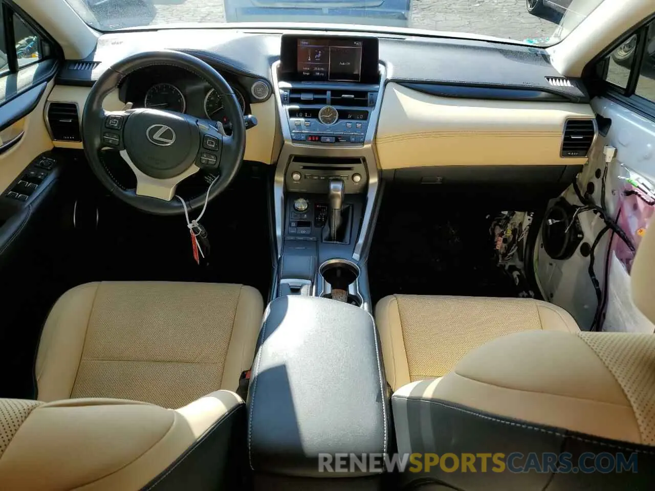 8 fotografías del automóvil dañado JTJDARBZ4M5027240 LEXUS NX 2021