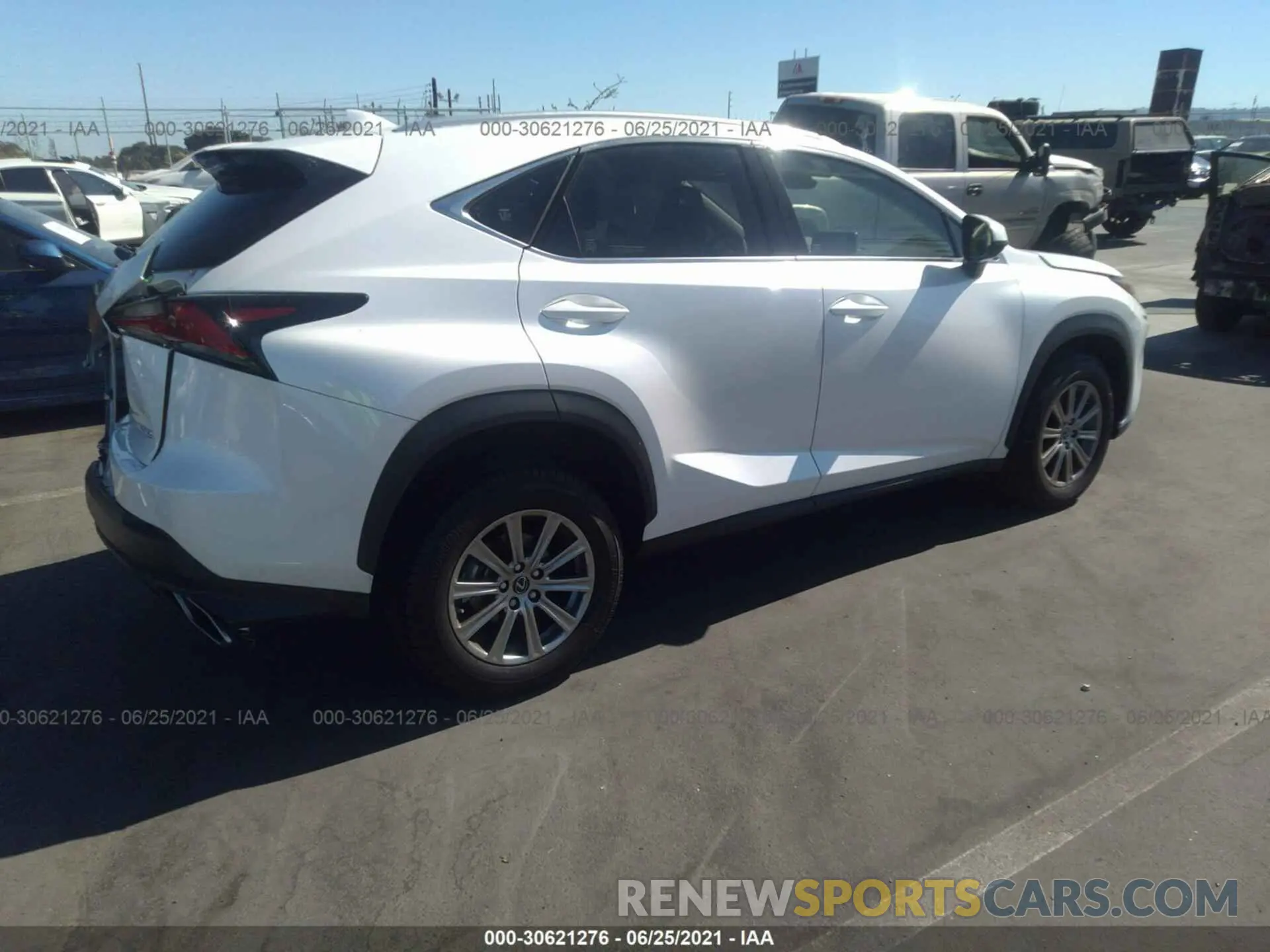 4 fotografías del automóvil dañado JTJDARBZ5M5030583 LEXUS NX 2021