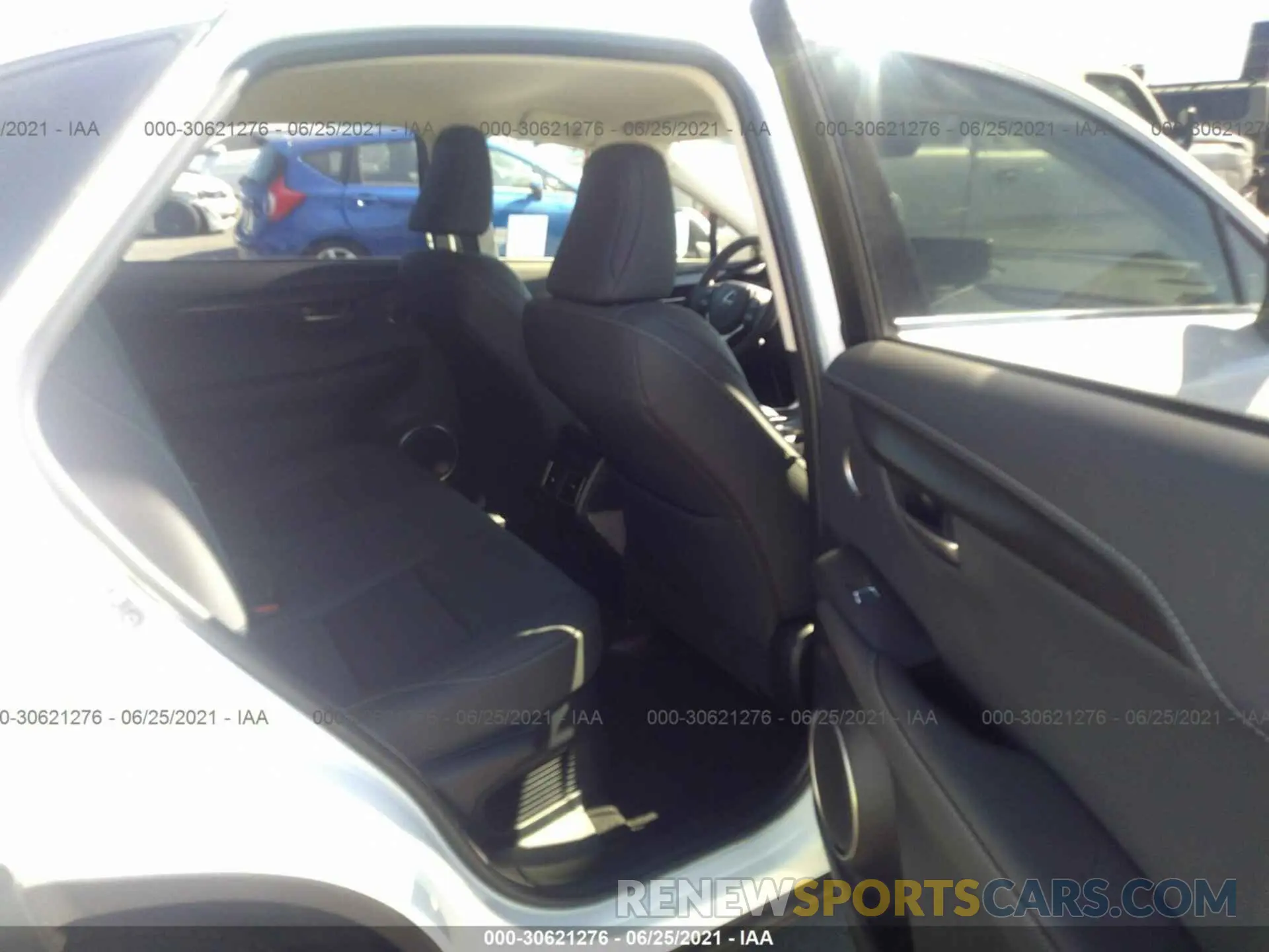 8 fotografías del automóvil dañado JTJDARBZ5M5030583 LEXUS NX 2021