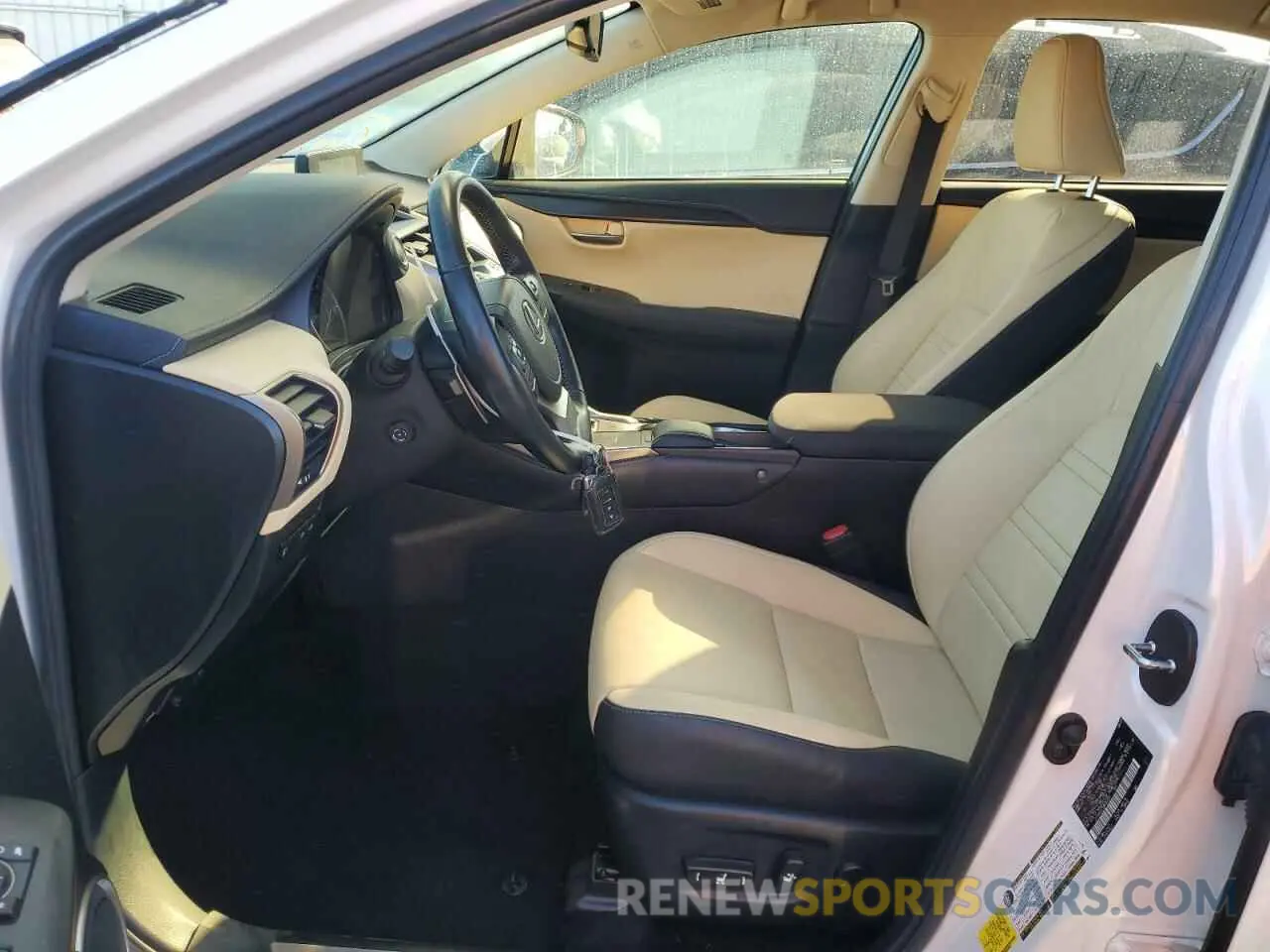 7 fotografías del automóvil dañado JTJDARBZ5M5034892 LEXUS NX 2021