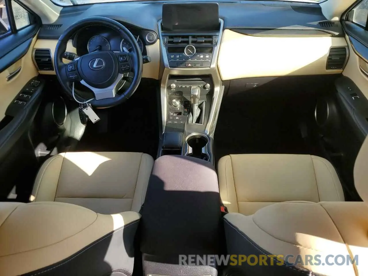 8 fotografías del automóvil dañado JTJDARBZ5M5034892 LEXUS NX 2021
