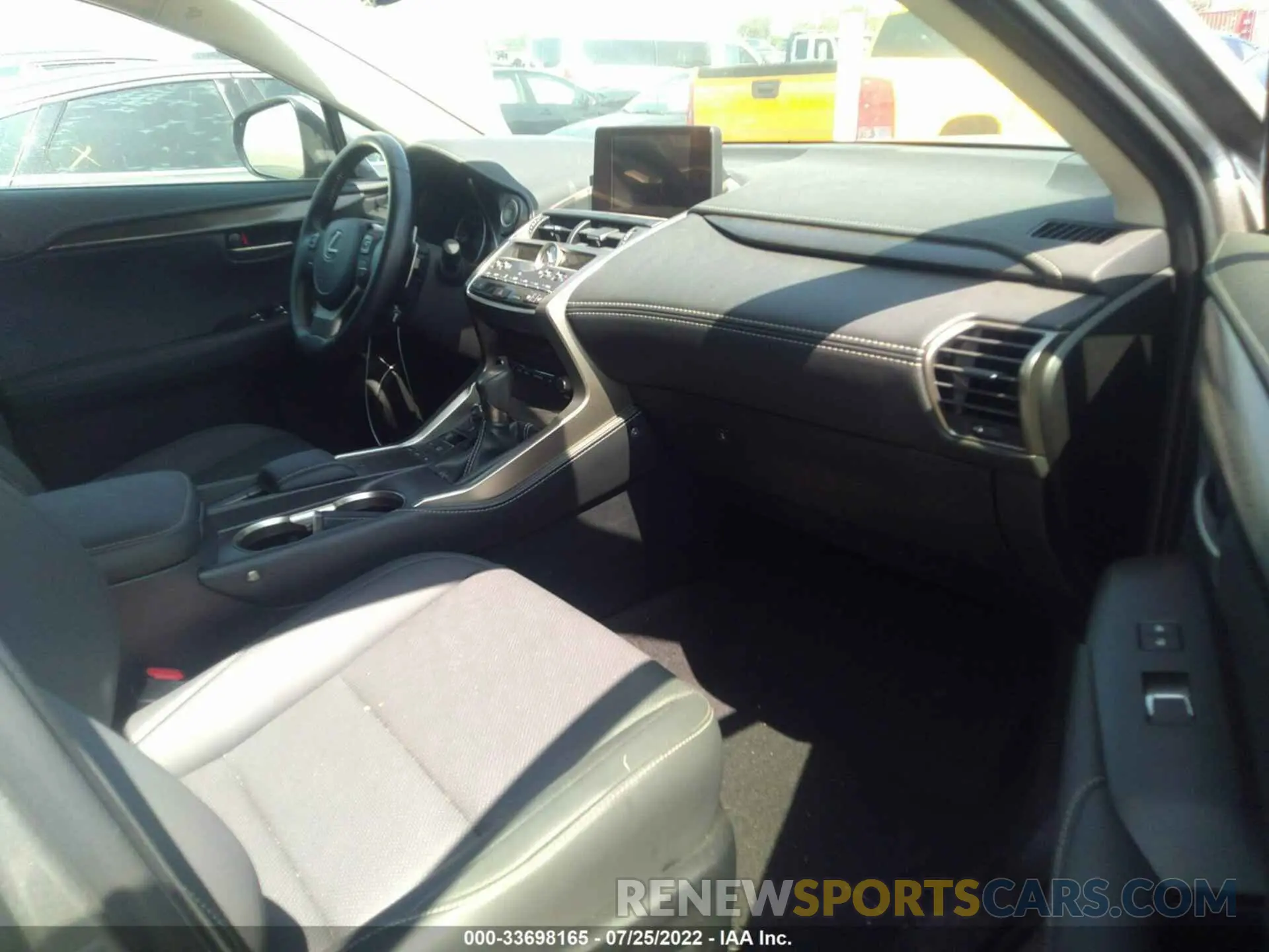 5 fotografías del automóvil dañado JTJDARBZ7M2191504 LEXUS NX 2021