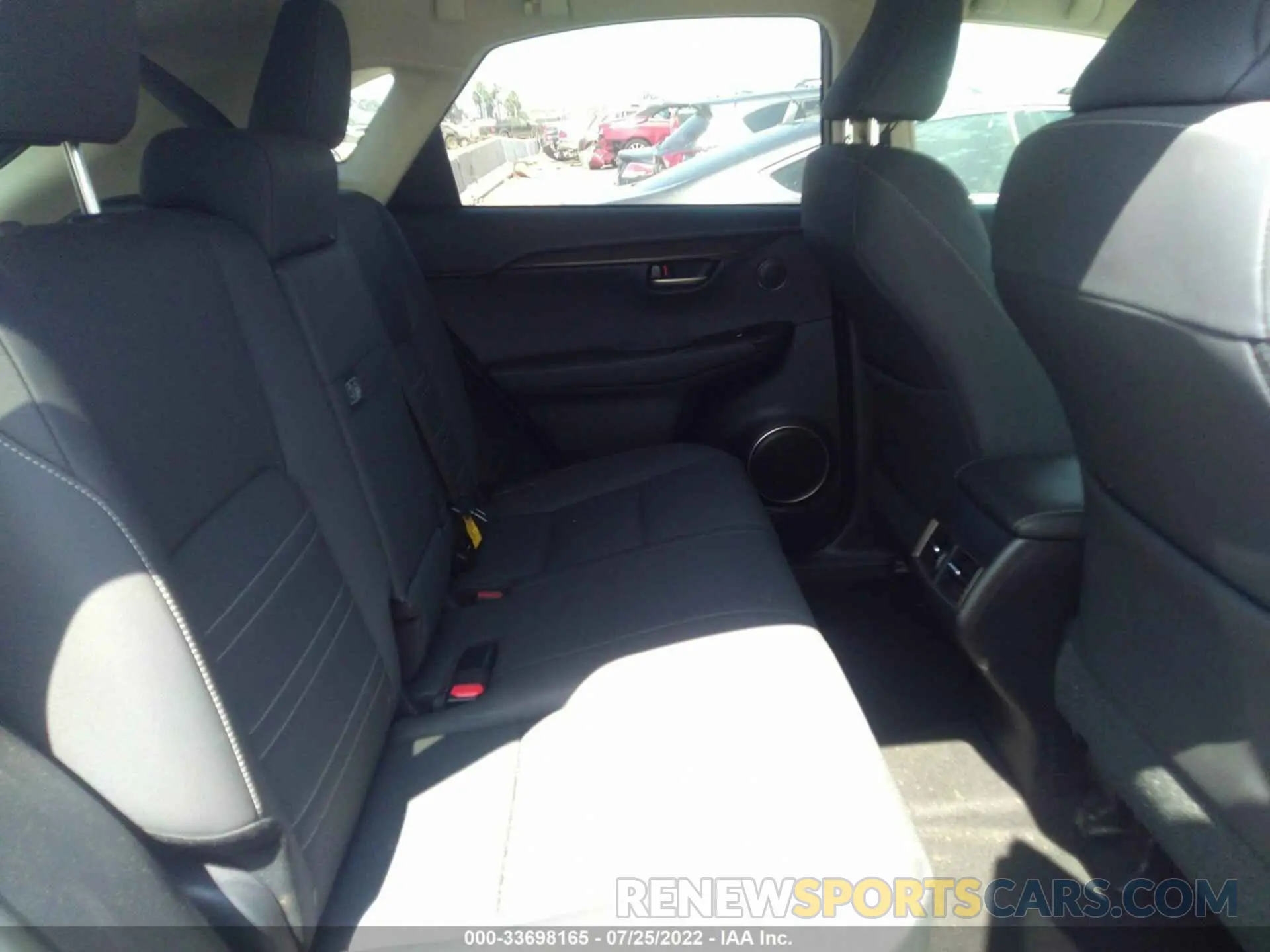 8 fotografías del automóvil dañado JTJDARBZ7M2191504 LEXUS NX 2021