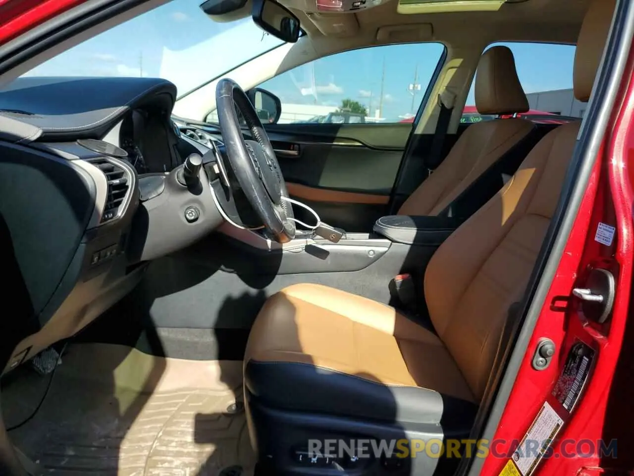 7 fotografías del automóvil dañado JTJDARBZ7M5020685 LEXUS NX 2021
