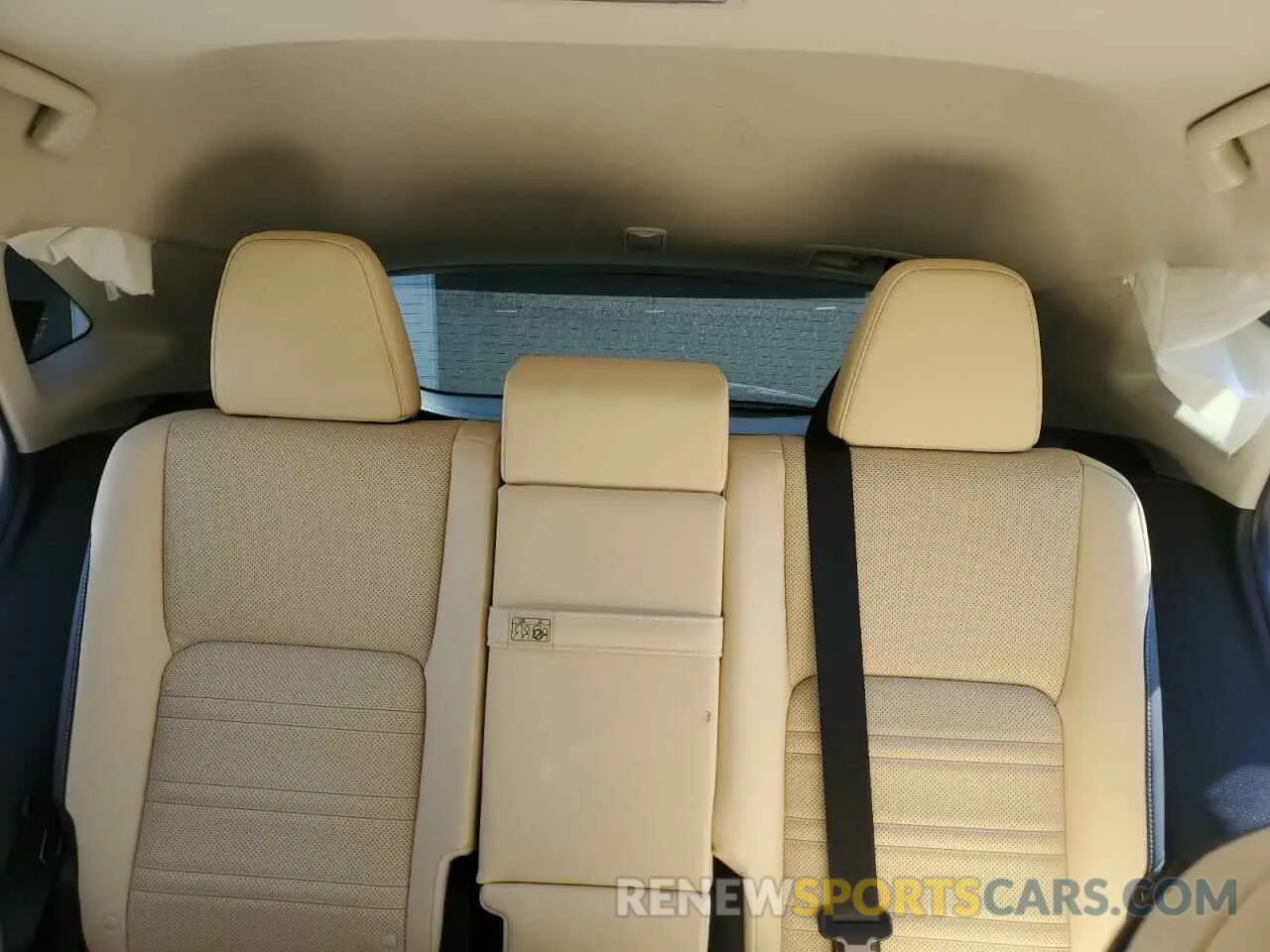 10 fotografías del automóvil dañado JTJDARBZ8M2183265 LEXUS NX 2021