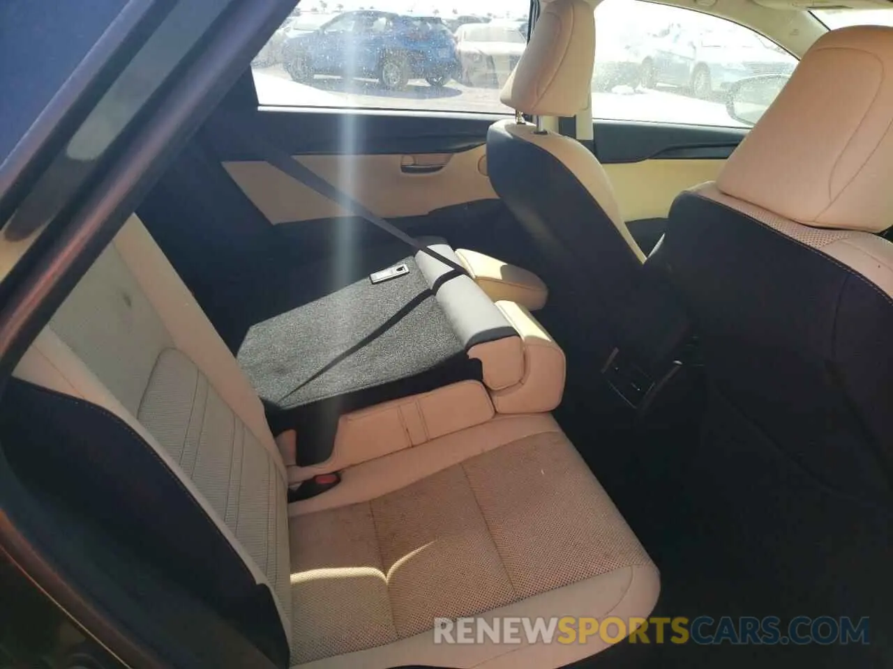 6 fotografías del automóvil dañado JTJDARBZ8M2194007 LEXUS NX 2021