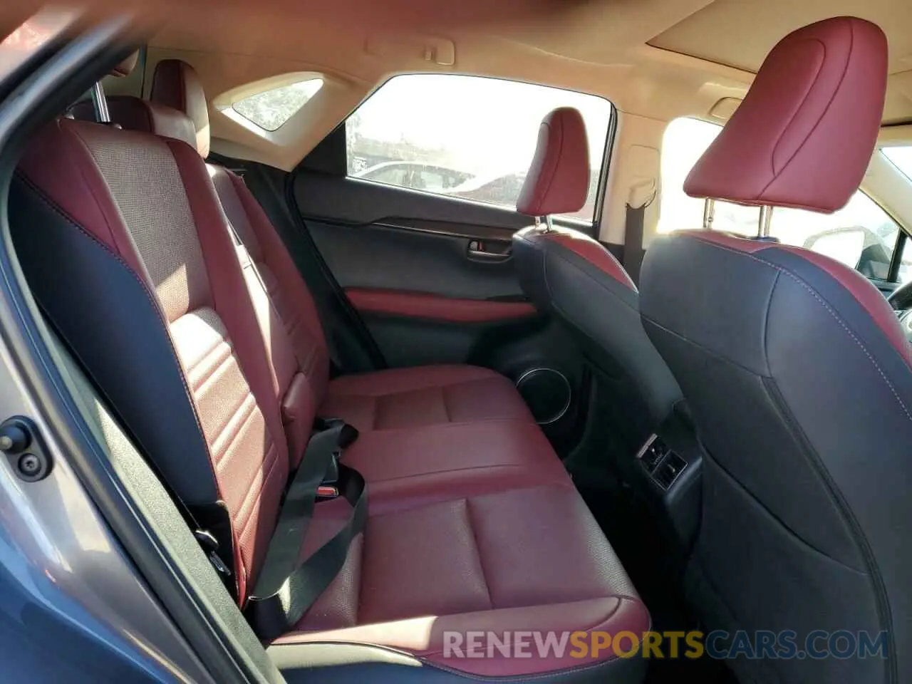11 fotografías del automóvil dañado JTJDARDZ8M2263887 LEXUS NX 2021