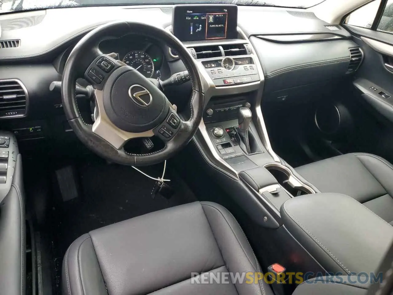 8 fotografías del automóvil dañado JTJDJRDZ2M2147276 LEXUS NX 2021
