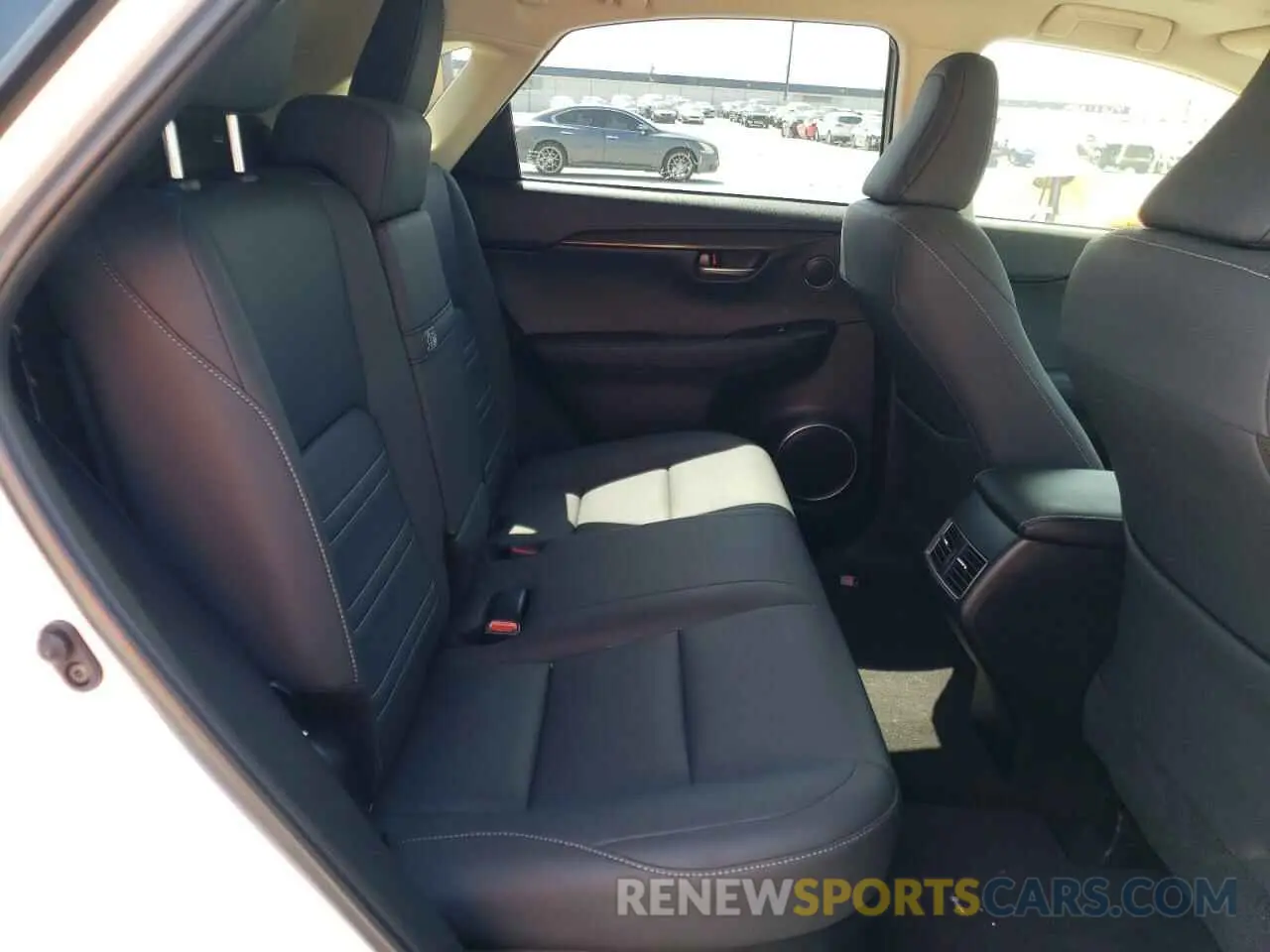 6 fotografías del automóvil dañado JTJDJRDZ8M5014018 LEXUS NX 2021