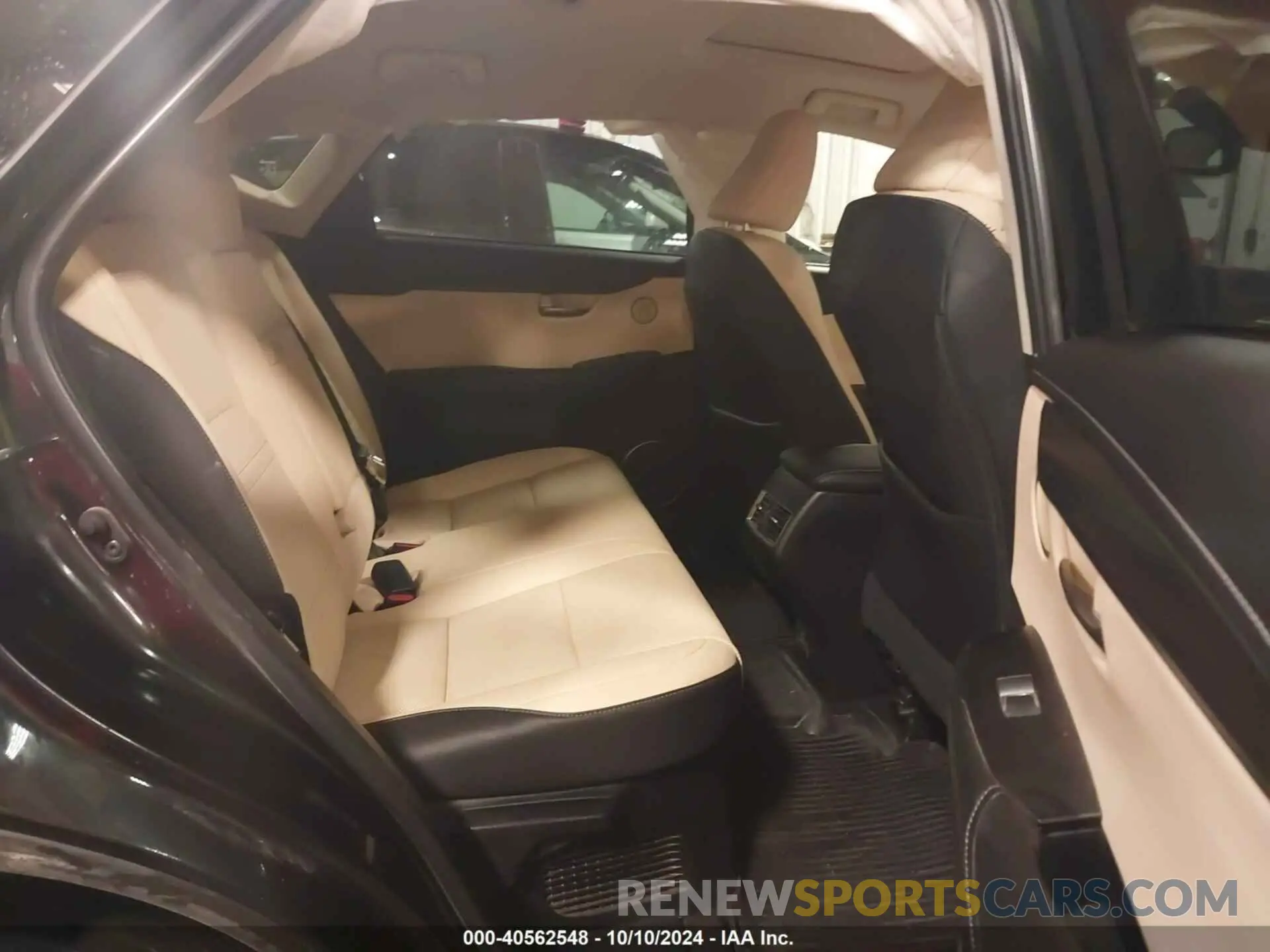 8 fotografías del automóvil dañado JTJDJRDZ9M5012875 LEXUS NX 2021