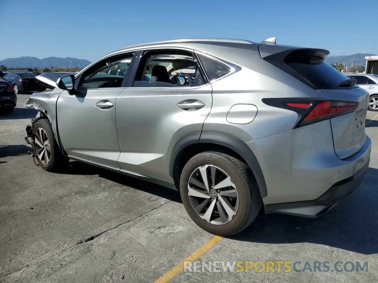 2 fotografías del automóvil dañado JTJGARBZ7M2191564 LEXUS NX 2021
