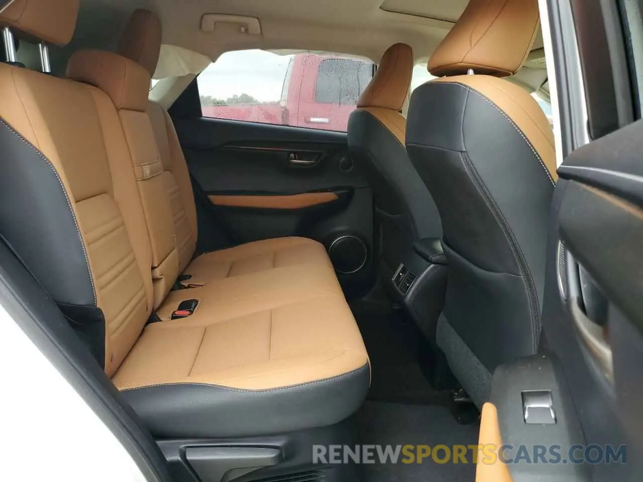 11 fotografías del automóvil dañado JTJGARBZXM5022587 LEXUS NX 2021