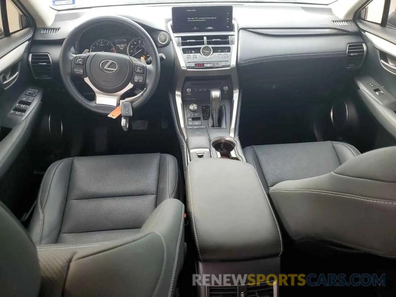 8 fotografías del automóvil dañado JTJGARBZXM5035095 LEXUS NX 2021