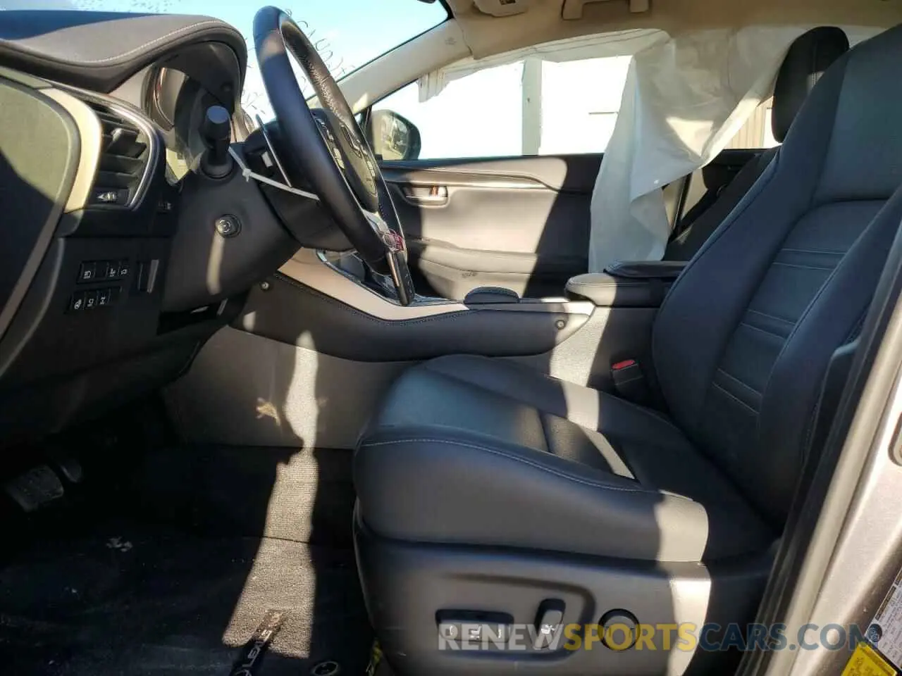 7 fotografías del automóvil dañado JTJGARDZ2M2249271 LEXUS NX 2021