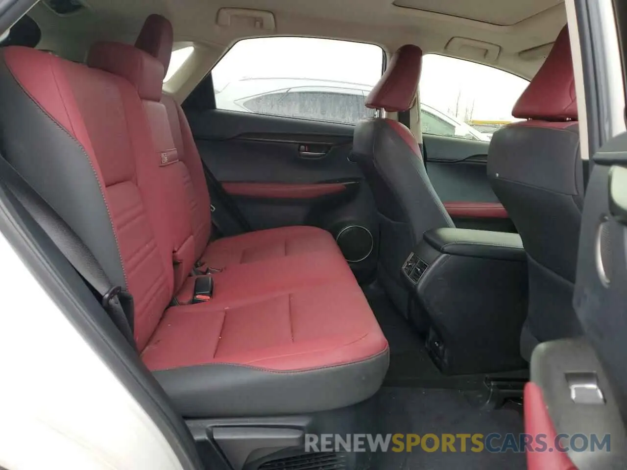 11 fotografías del automóvil dañado JTJGARDZ2M5027926 LEXUS NX 2021