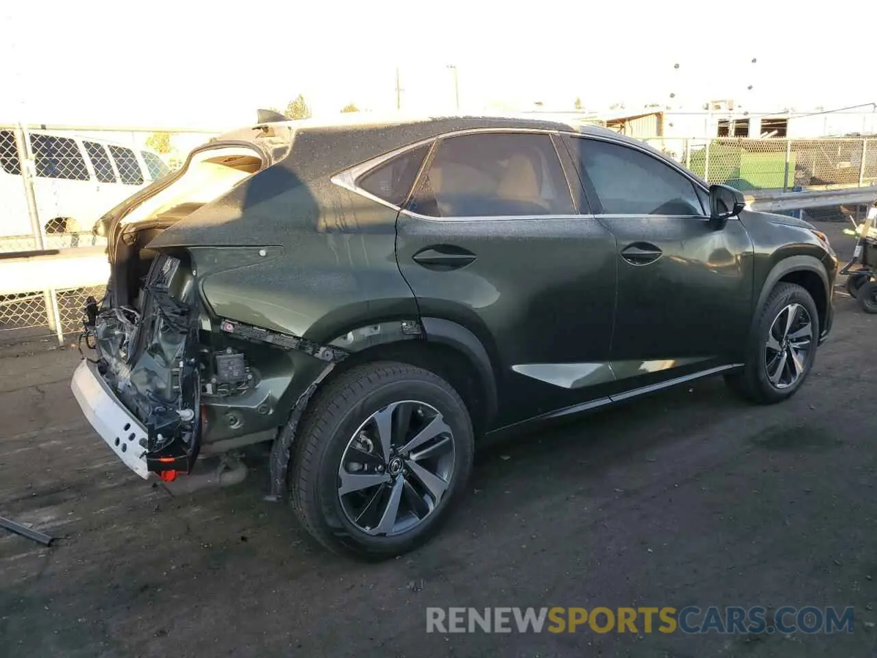 3 fotografías del automóvil dañado JTJGARDZ7M2259276 LEXUS NX 2021