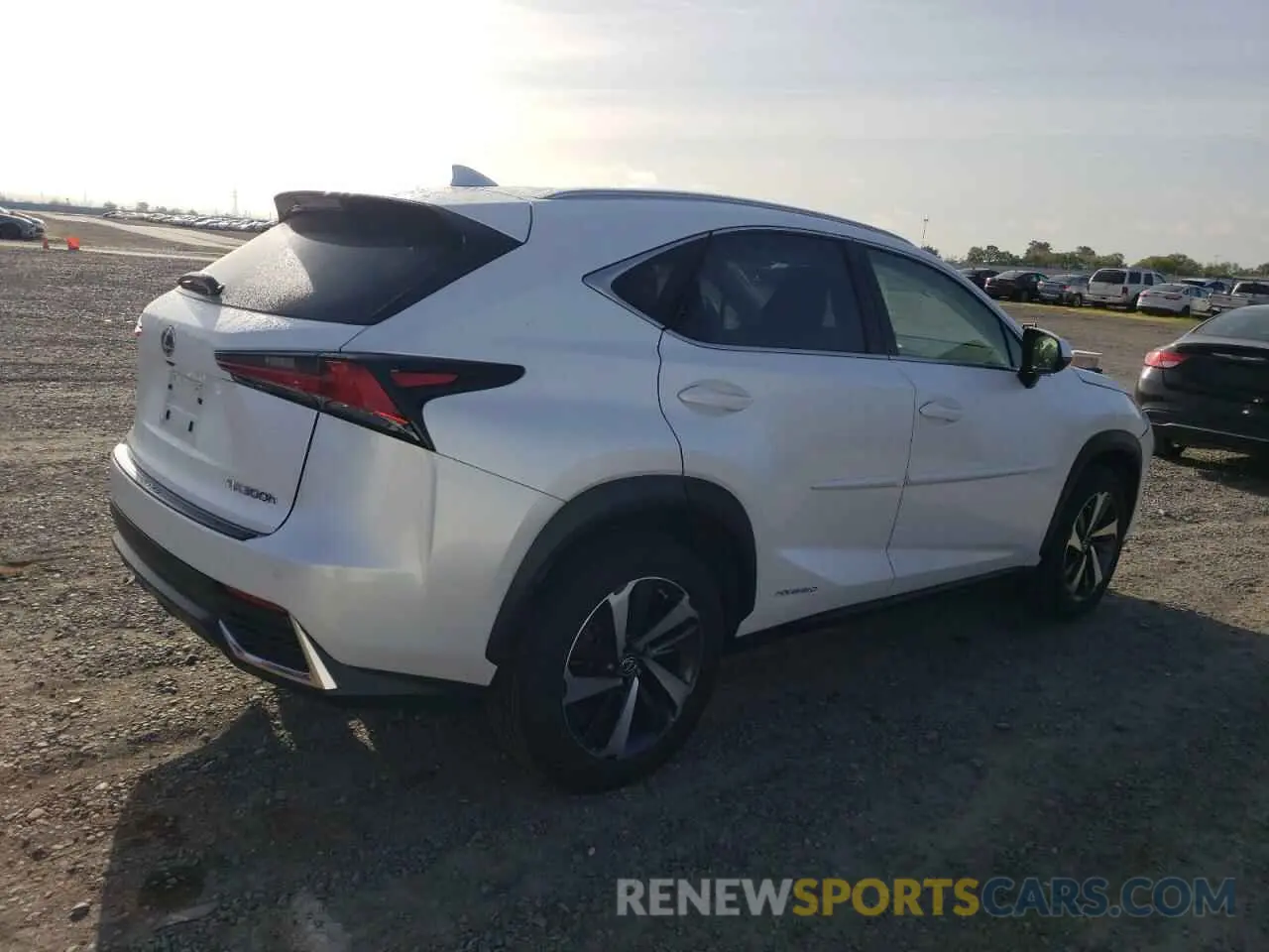 3 fotografías del automóvil dañado JTJGJRDZ0M5014172 LEXUS NX 2021