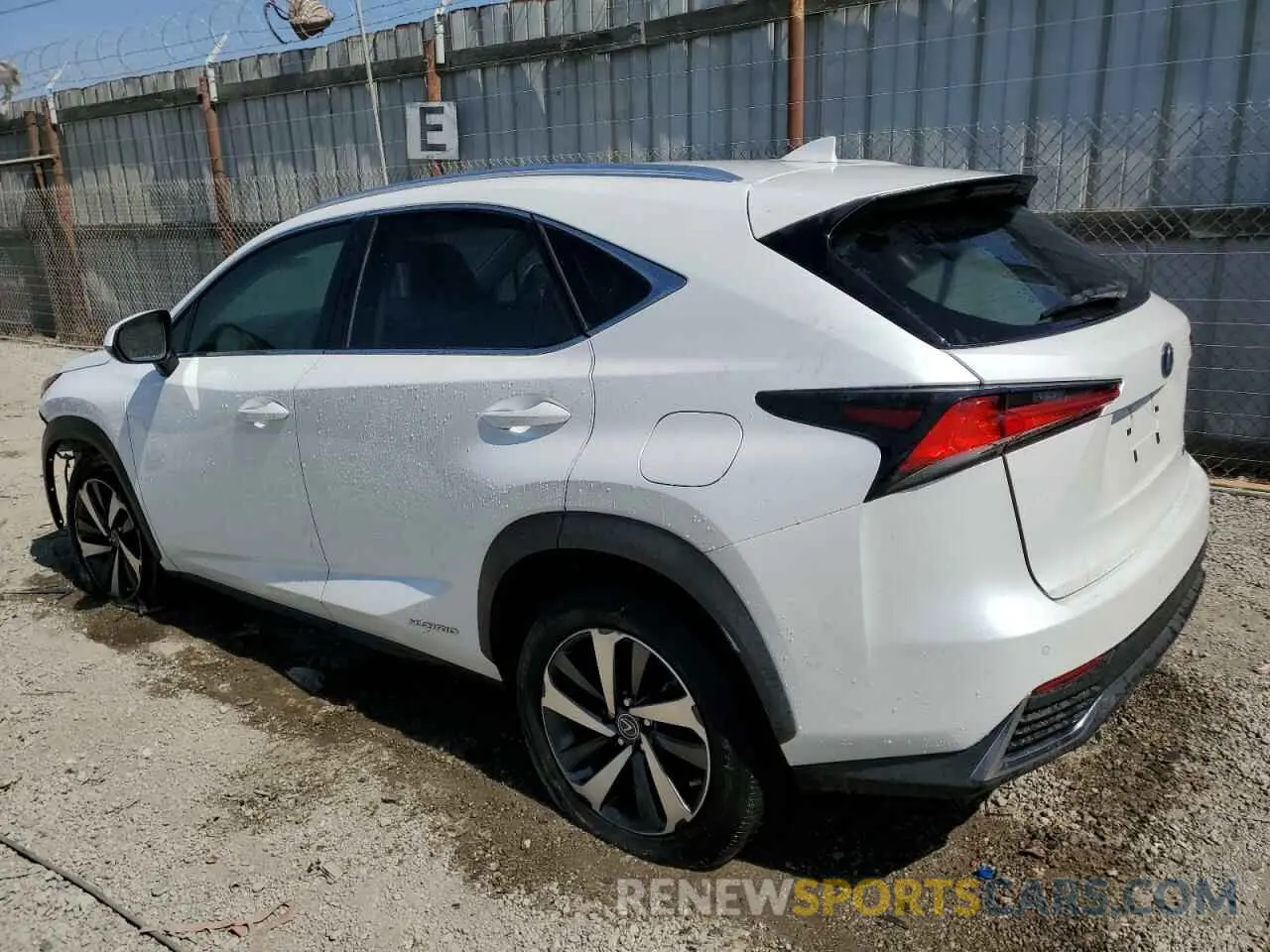 2 fotografías del automóvil dañado JTJGJRDZ3M2148594 LEXUS NX 2021