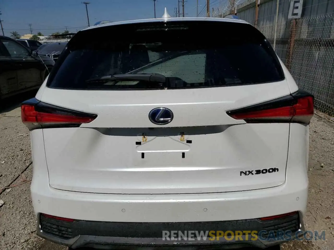 6 fotografías del automóvil dañado JTJGJRDZ3M2148594 LEXUS NX 2021