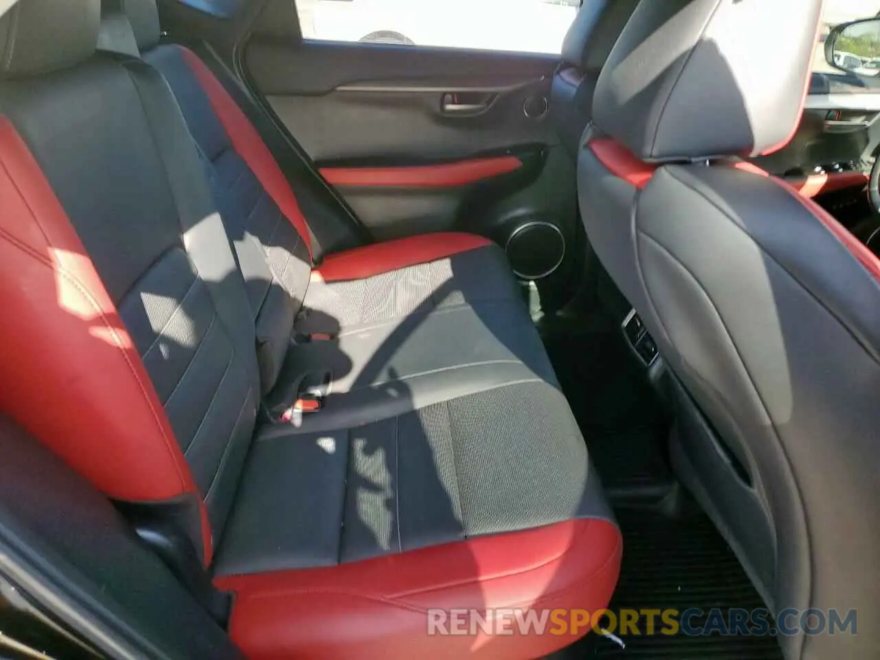 11 fotografías del automóvil dañado JTJSARBZ1M2191862 LEXUS NX 2021