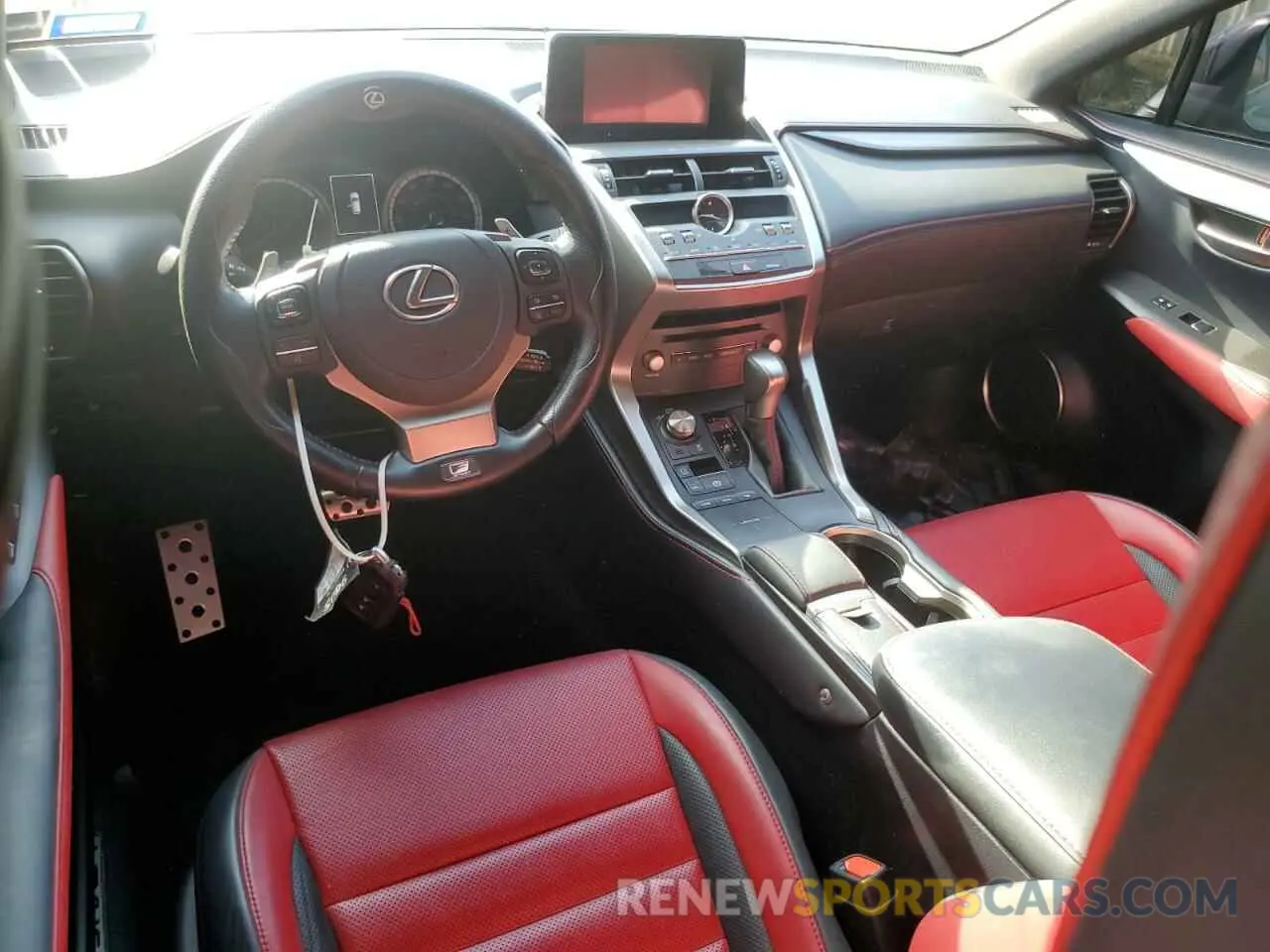 8 fotografías del automóvil dañado JTJSARBZ2M2185004 LEXUS NX 2021