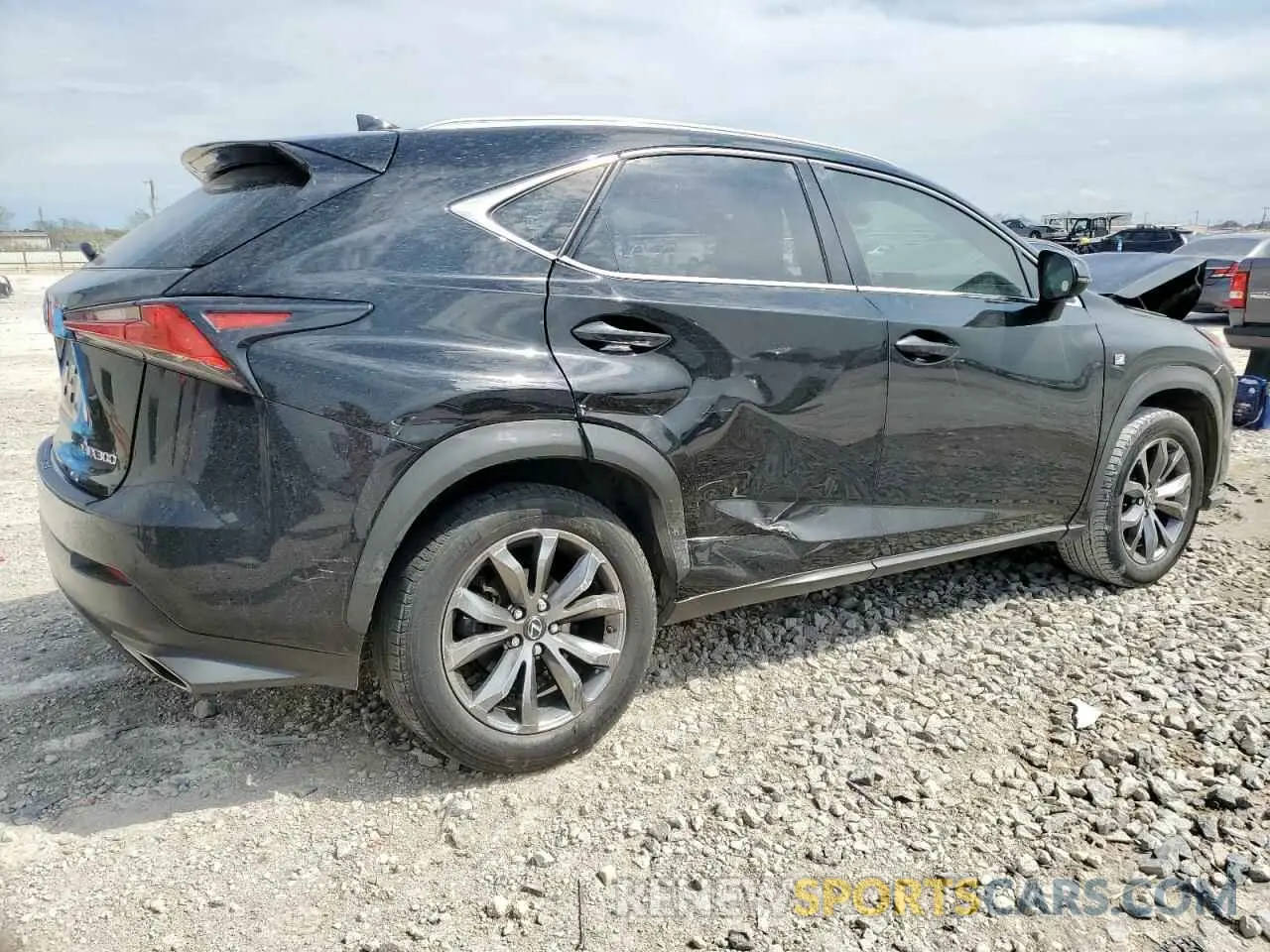 3 fotografías del automóvil dañado JTJSARBZ3M2202263 LEXUS NX 2021
