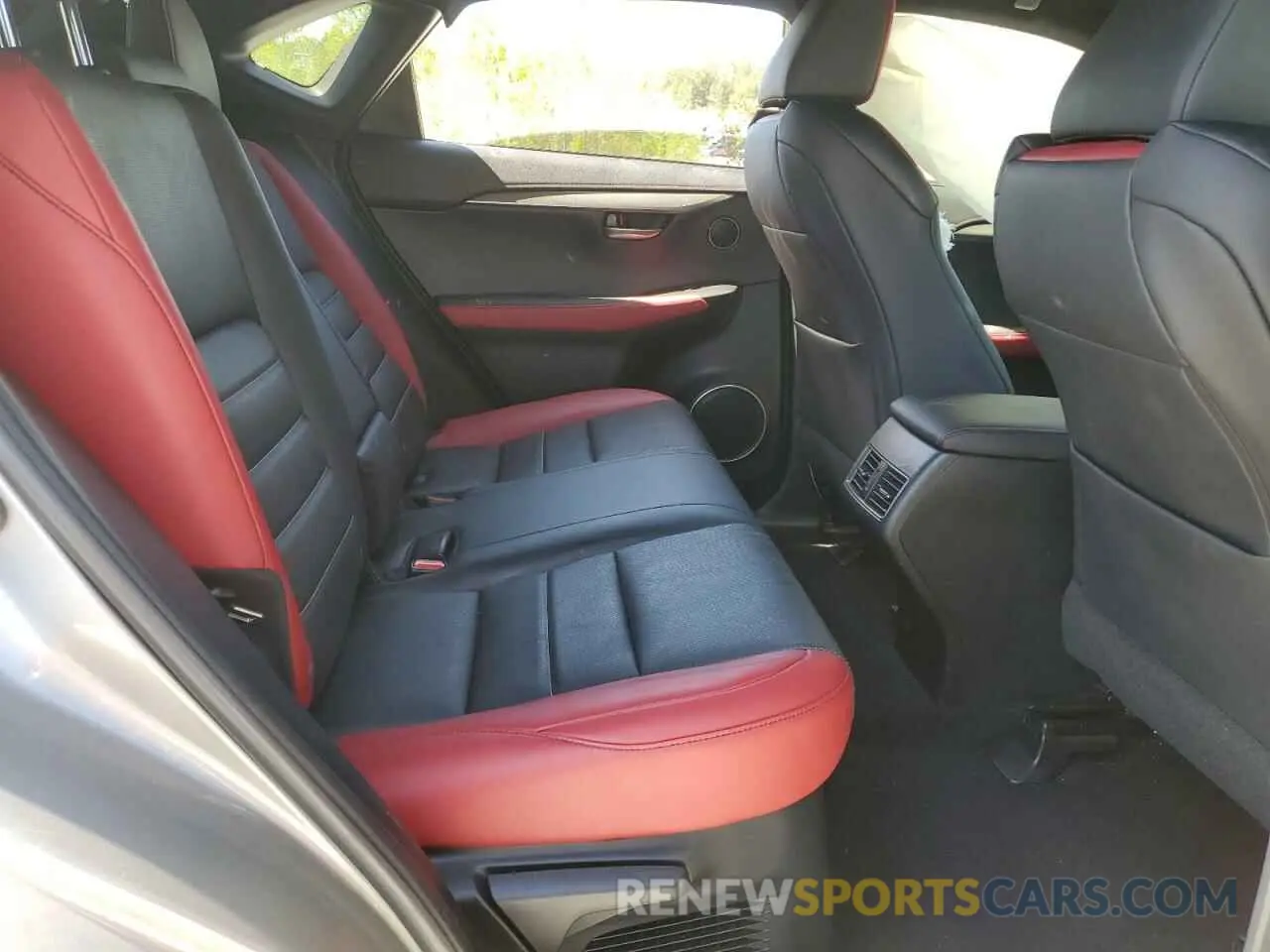 11 fotografías del automóvil dañado JTJSARBZ5M2197860 LEXUS NX 2021